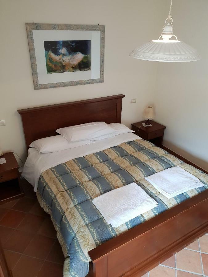 "La Grancia" Country House Guest House Treia Eksteriør bilde
