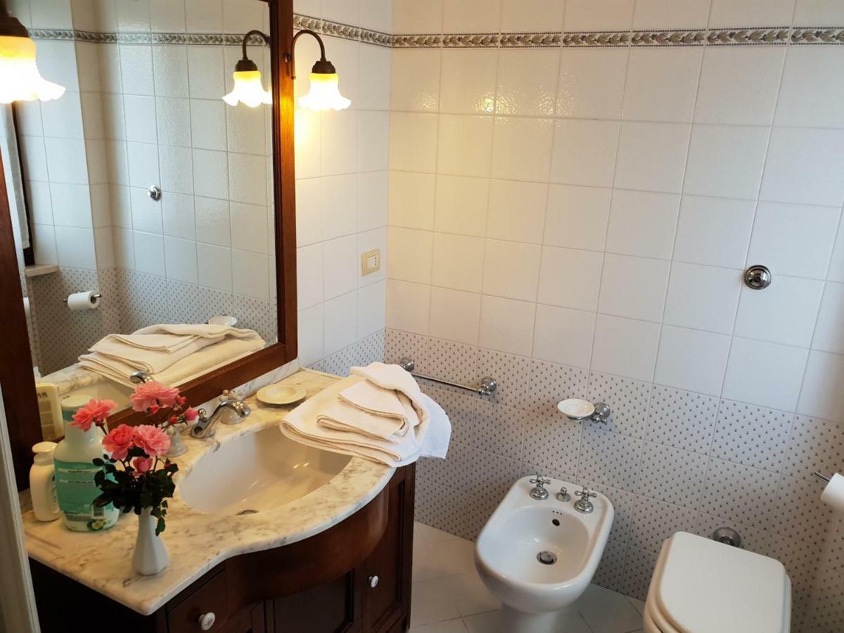 "La Grancia" Country House Guest House Treia Eksteriør bilde
